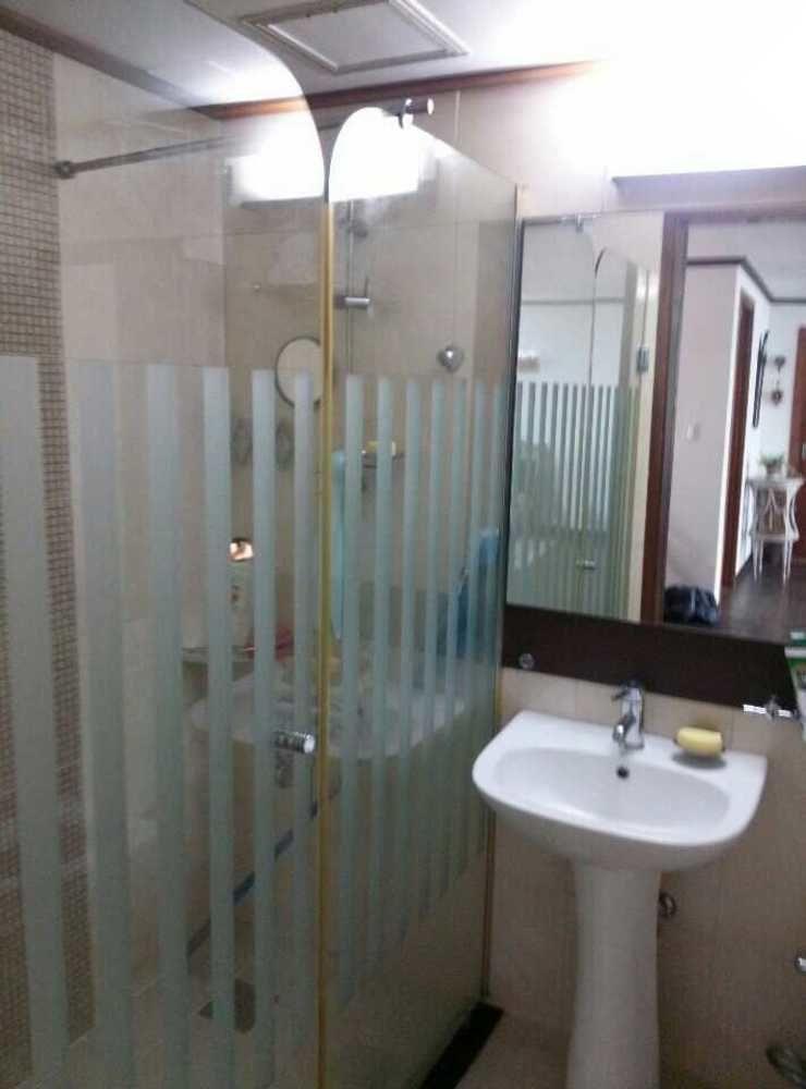 K Star Road Guesthouse - Hostel Seoul Bagian luar foto